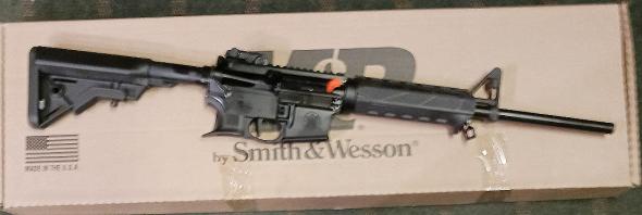 smith & wesson volunteer xv "ny compliant" ar-15 223 remington/556nato 16" barrel 1:8 5r rifling armonite finish black bcm gunfighter m-lok forend b5...