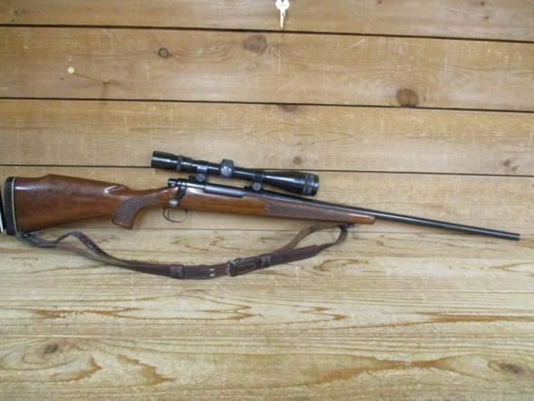 remington 700 adl 7mm mag used w/ weaver scope good condition