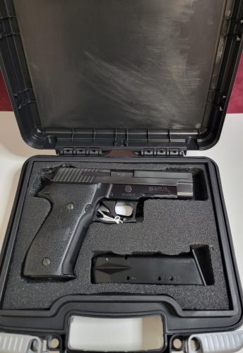 used sig sauer - p226 - semi auto 24090311