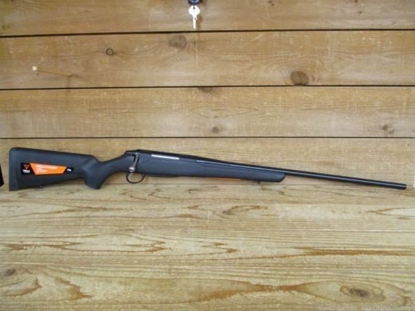 tikka jrtxe331r10 t3x lite .300 win mag 24in barrel blued/syn nib
