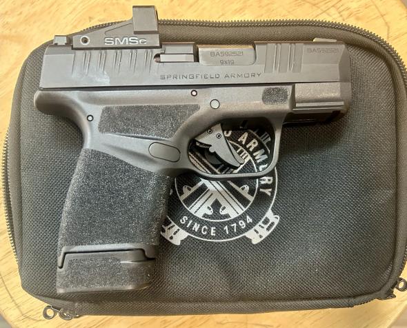 used springfield hellcat 9mm semi-auto 25110156