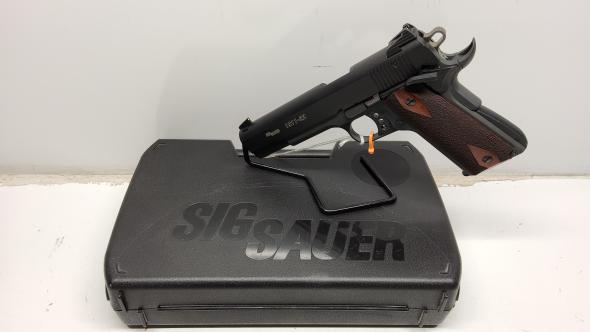 used sig sauer 1911-22 22lr 10rds w/original case