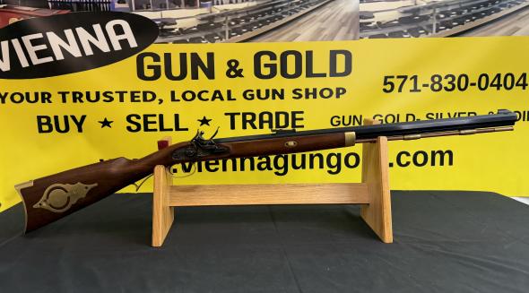 preowned cabelas hawken .50 cal flintlock