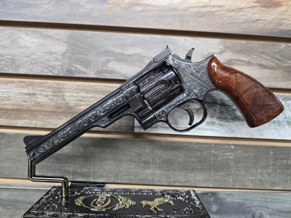 one of one  dan wesson model 15 .357 magnum | heavy factory engraved | extremely rare early example c.1972