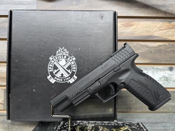 springfield armory xd-m competition | 10mm auto | fiber optic front sight | adjustable rear sight