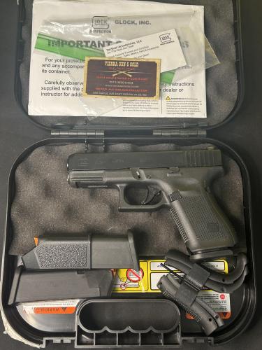 used g19 gen 5 w/ns 26070085