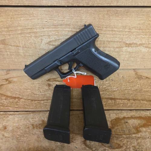 glock 19 9mm with 2/10 rnd mags